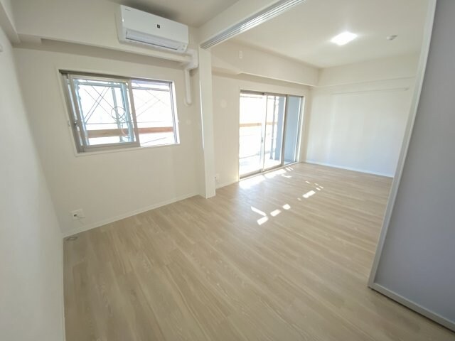 グランヴィラッセ北梅田の物件内観写真