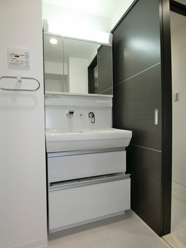 西大橋駅 徒歩5分 4階の物件内観写真