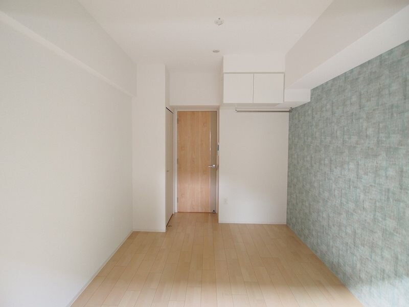 SERENiTE本町refletの物件内観写真