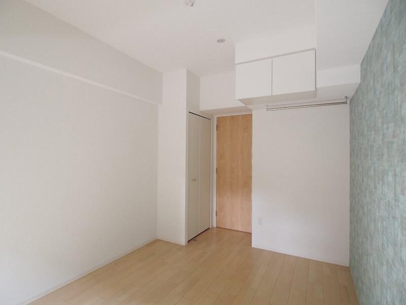 SERENiTE本町refletの物件内観写真