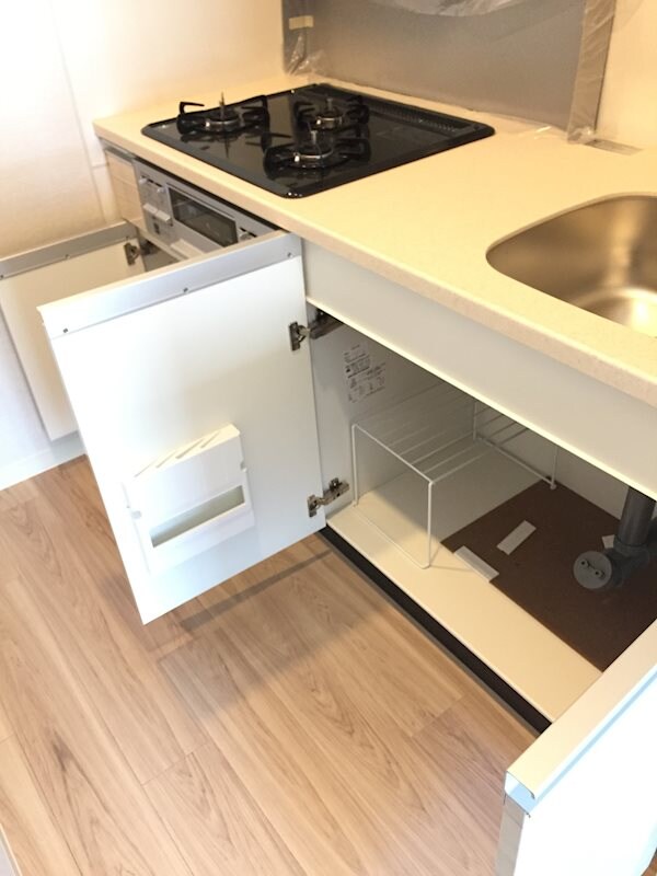 コンフォリア江坂広芝町の物件内観写真