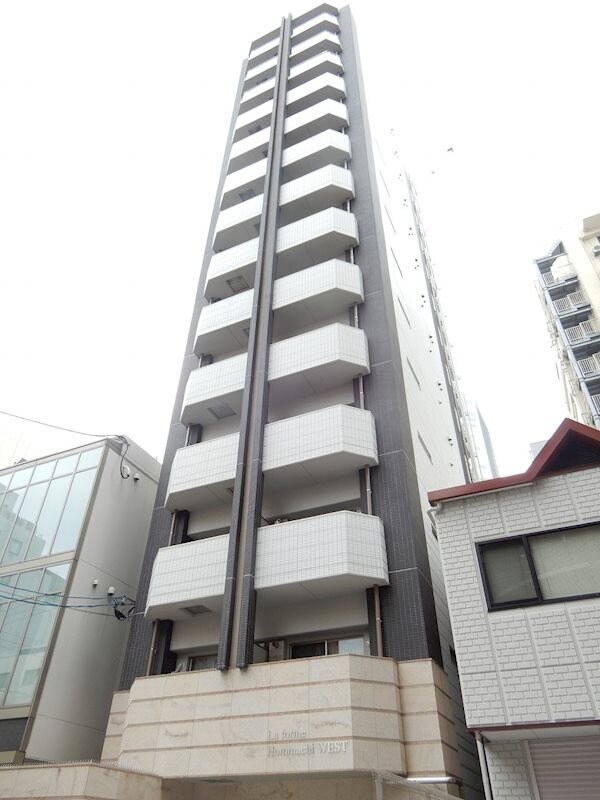 本町駅 徒歩4分 12階の物件外観写真