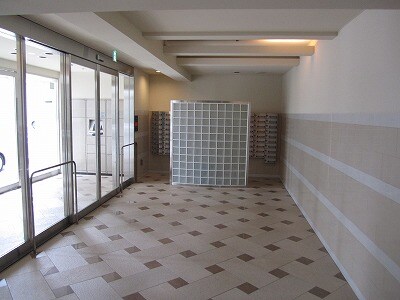 WGB江坂の物件外観写真