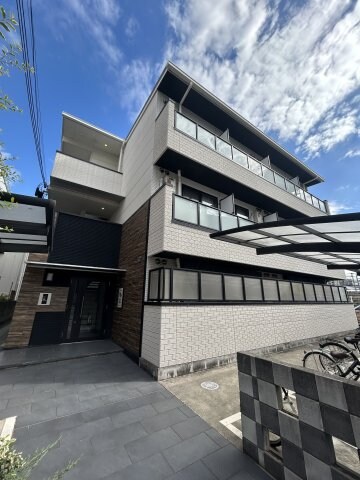 Wins Court Utajimaの物件外観写真