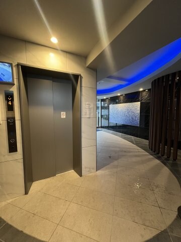 江坂駅 徒歩10分 8階の物件外観写真