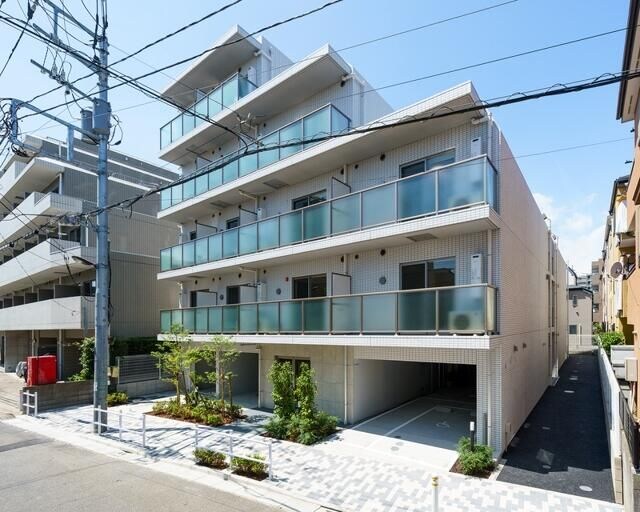 レオーネ志村坂上の物件外観写真