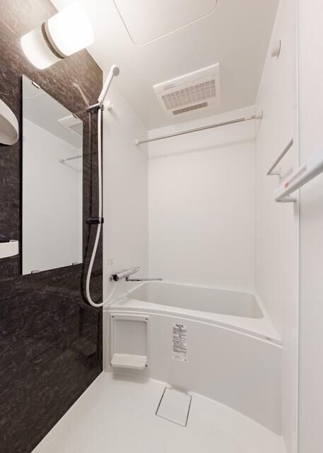 レオーネ志村坂上の物件内観写真