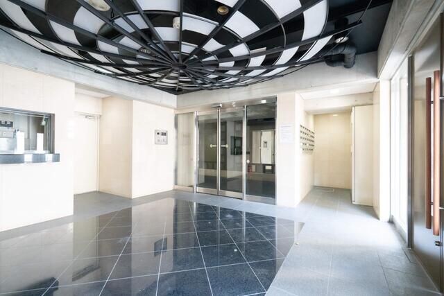 エスコート東大前の物件外観写真