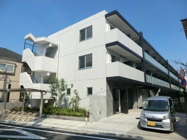 スプレスター平和台の物件外観写真