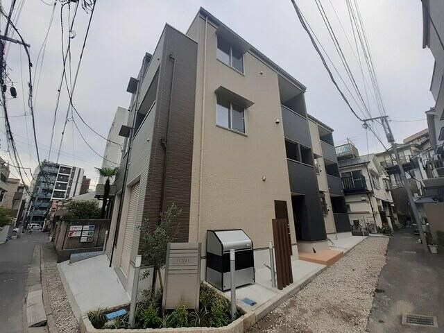 フィオーレの物件外観写真