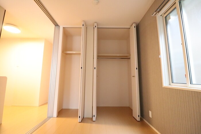 プレジオ志村の物件内観写真