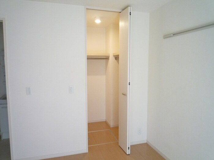 ミズカ ラトゥールの物件内観写真