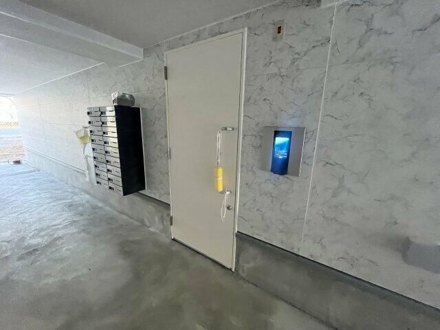 ウィズ高島平の物件外観写真