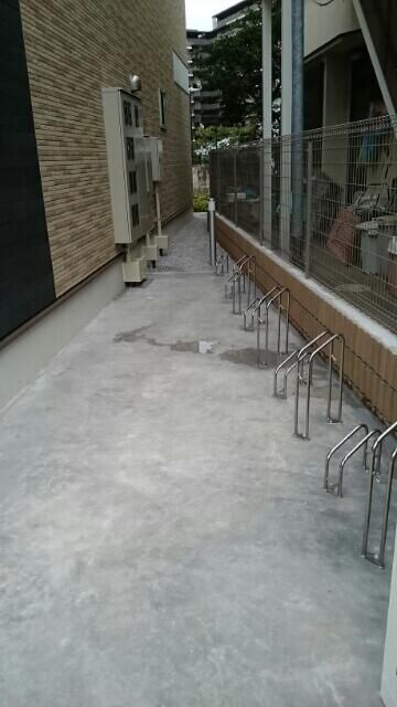 リジエール・ウエストの物件外観写真