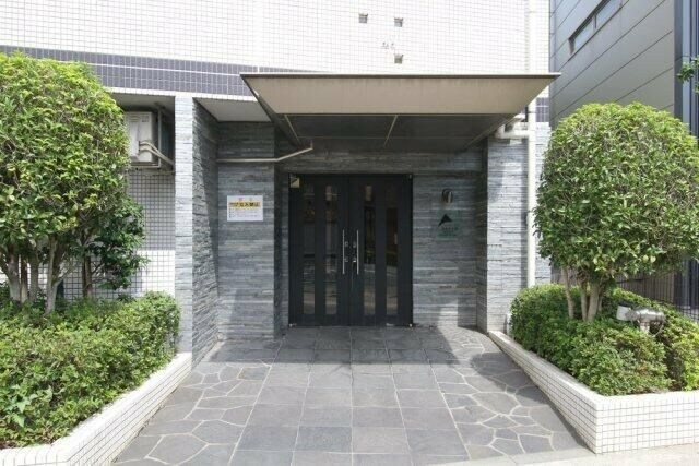 ＡＤＥＳＳＯ　ＳＨＩＭＵＲＡ　ＵＮＩＦＯＲＴ　ＤＥＳＩＧＮの物件外観写真