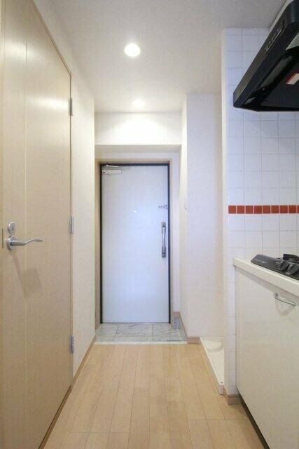 ＡＤＥＳＳＯ　ＳＨＩＭＵＲＡ　ＵＮＩＦＯＲＴ　ＤＥＳＩＧＮの物件内観写真