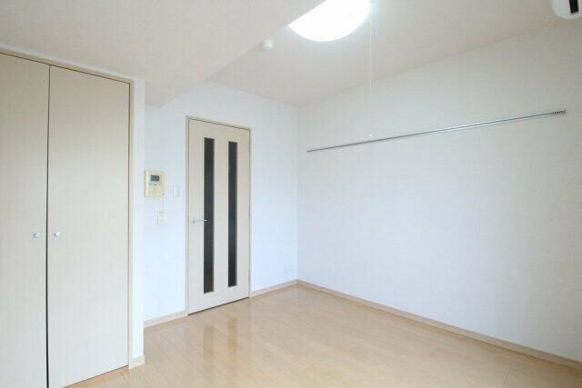 ＡＤＥＳＳＯ　ＳＨＩＭＵＲＡ　ＵＮＩＦＯＲＴ　ＤＥＳＩＧＮの物件内観写真