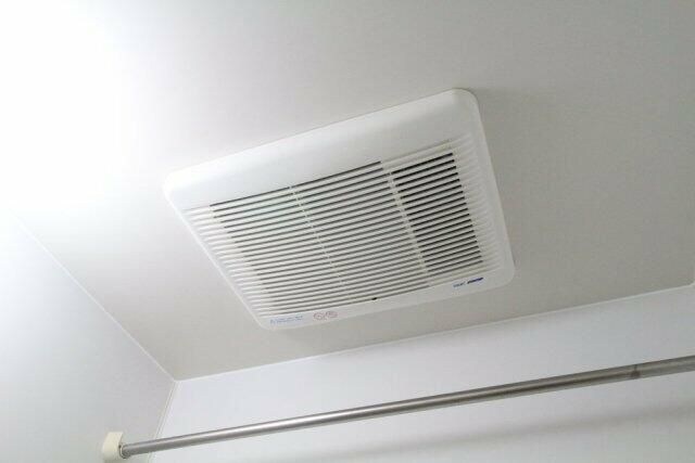 ＡＤＥＳＳＯ　ＳＨＩＭＵＲＡ　ＵＮＩＦＯＲＴ　ＤＥＳＩＧＮの物件内観写真