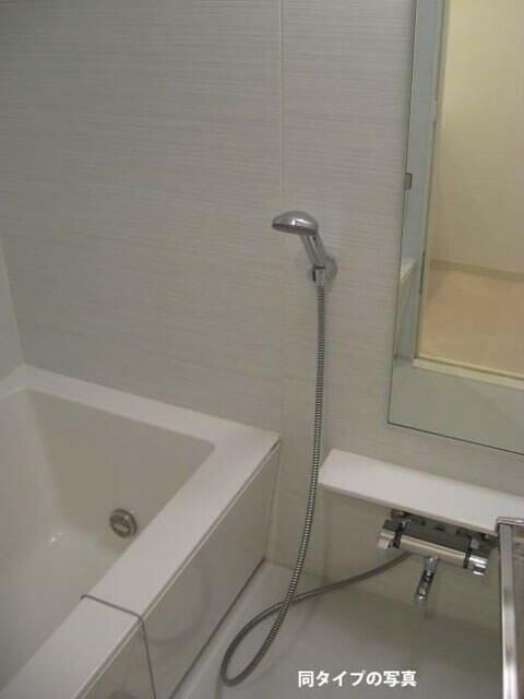 コンフォリア東池袋ＥＡＳＴの物件内観写真