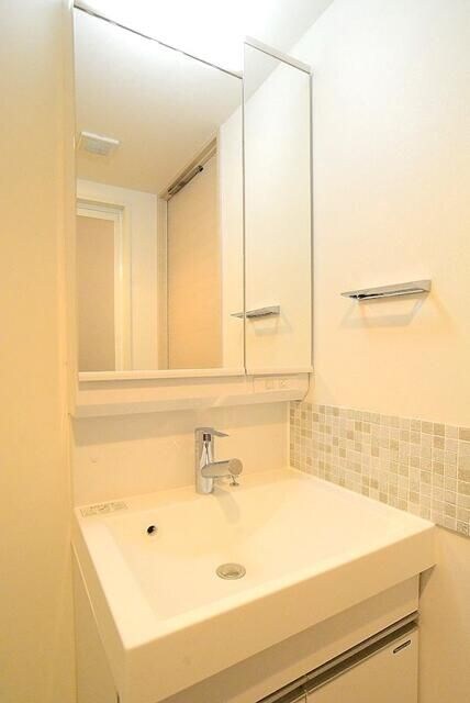 ＢＲＥＥＺＥ　ＭＡＩＳＯＮ　ＨＩＫＡＷＡＤＡＩの物件内観写真