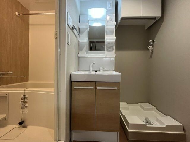 アルティザ氷川台の物件内観写真