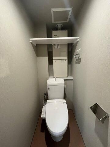 アルティザ氷川台の物件内観写真