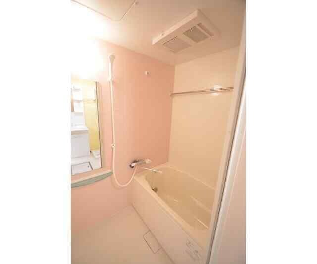 ウィステリアコートＩＩの物件内観写真