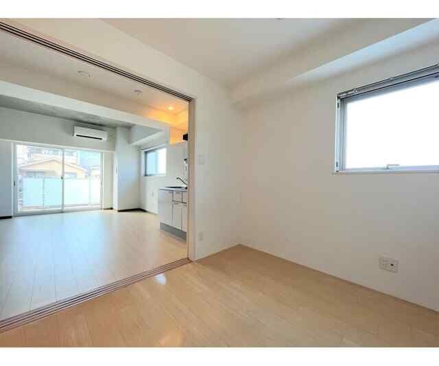 レジス飛鳥山公園の物件内観写真