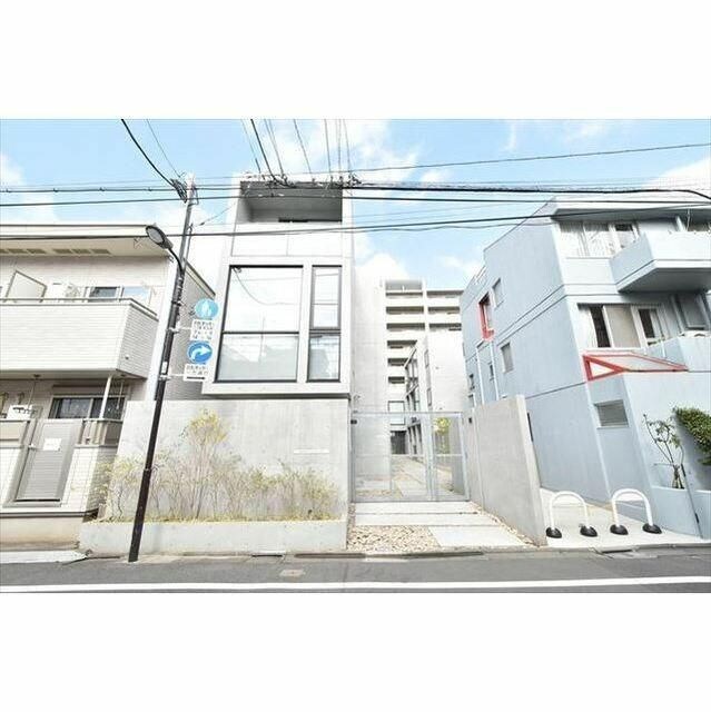 スクエアコート早稲田の物件外観写真