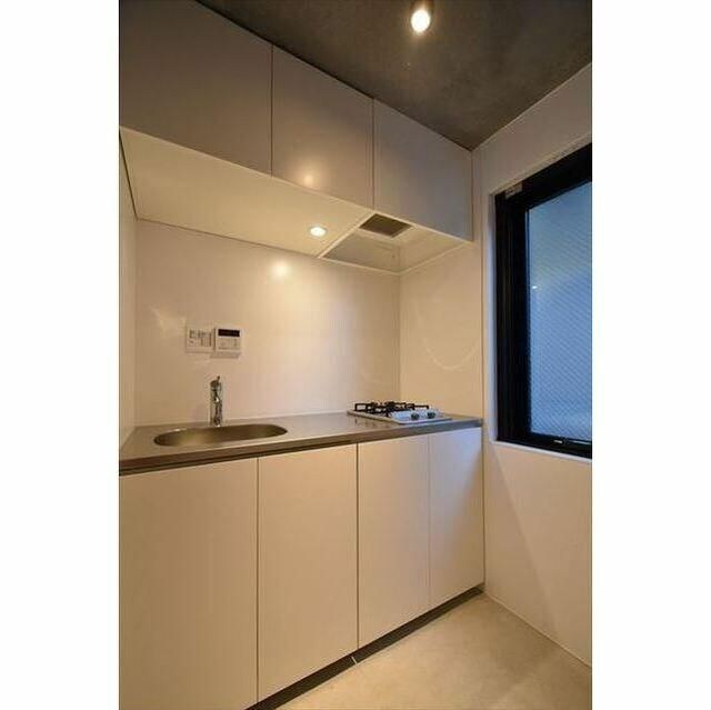 スクエアコート早稲田の物件内観写真