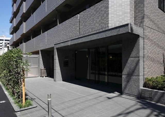 ルーブル高田馬場参番館の物件外観写真