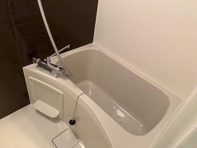 メゾンハイウェイ春日町の物件内観写真