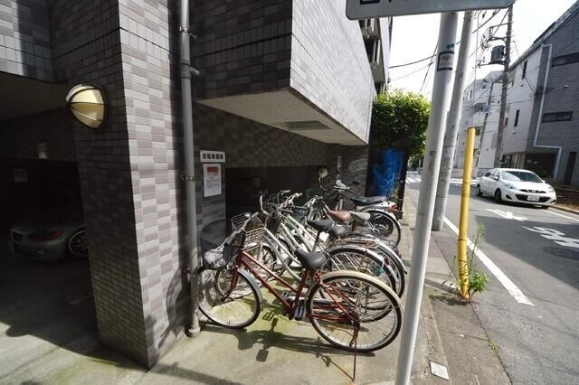 スカイコート新大塚の物件内観写真