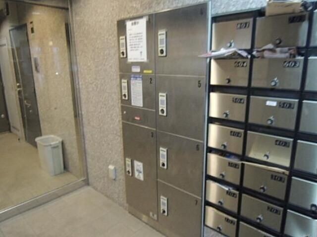 スカイコート新大塚の物件内観写真