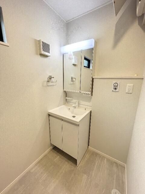 ＣＥ　ＬＡ　ＶＩ　中落合の物件内観写真