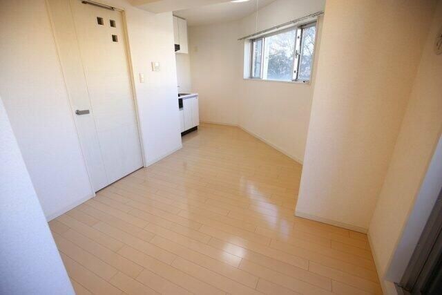 ＡＸＡＳ志村坂上の物件内観写真