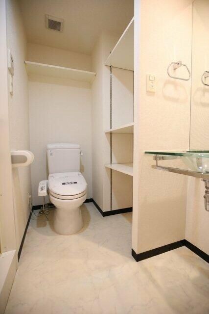 ＡＸＡＳ志村坂上の物件内観写真