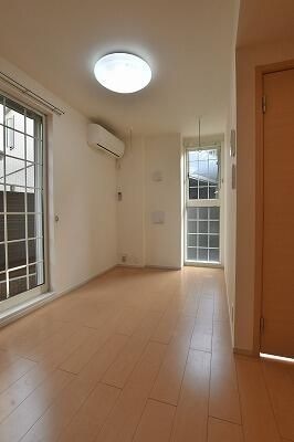 カーサ　プラシードの物件内観写真