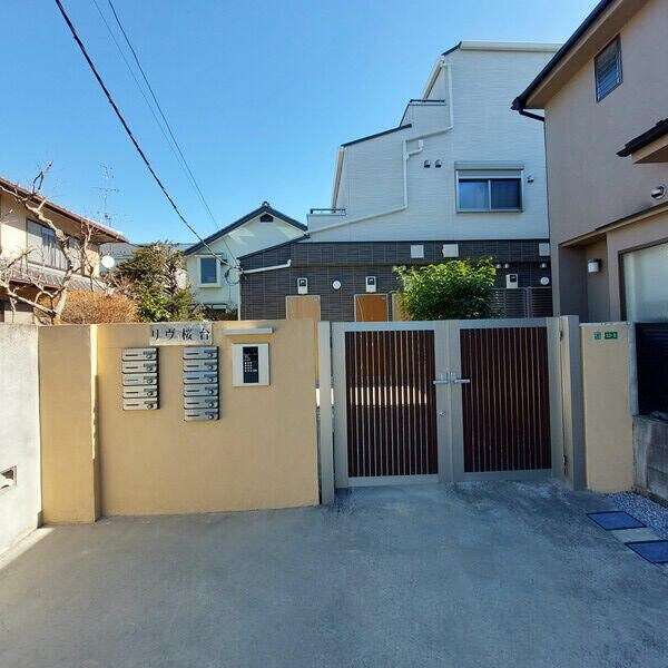 リヴ桜台の物件外観写真