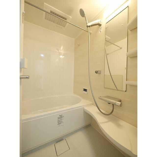 コンフォリア赤羽岩淵の物件内観写真