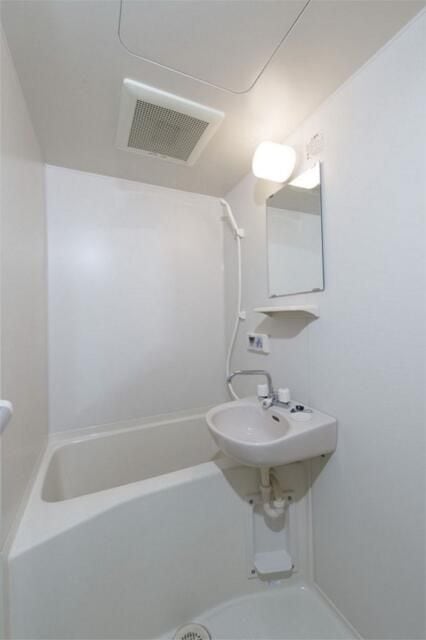 レジディア文京湯島Ⅱの物件内観写真