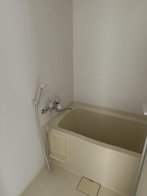 ロイヤルガーデンⅡの物件内観写真