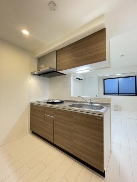 ＢＩＢＬＩＯ　ＳＵＧＡＭＯの物件内観写真