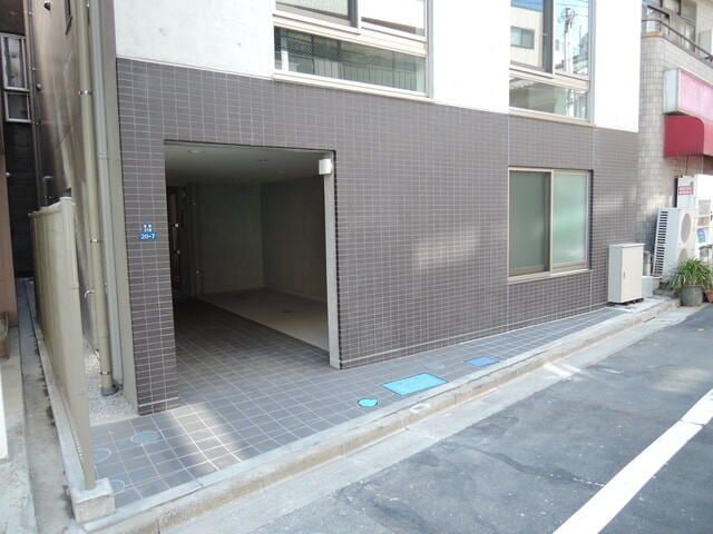 コローナ赤羽の物件外観写真