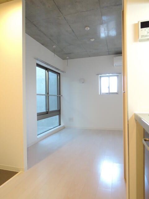 コローナ赤羽の物件内観写真