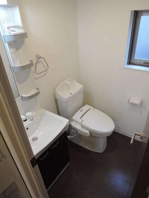 コローナ赤羽の物件内観写真