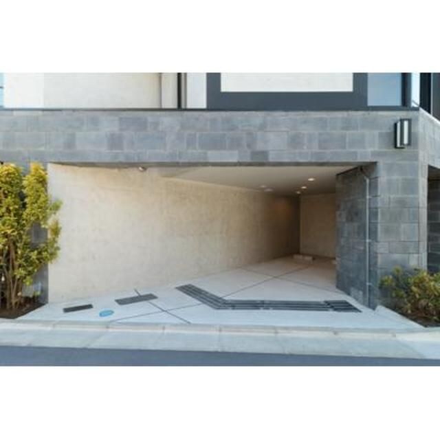 ＬＥＧＡＬＡＮＤ　ＳＥＮＧＯＫＵ　Ｃｒｏｓｓの物件外観写真