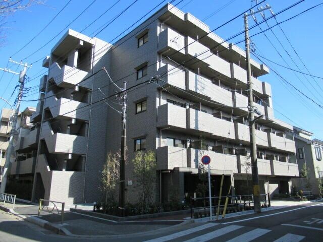 ルーブル西高島平の物件外観写真