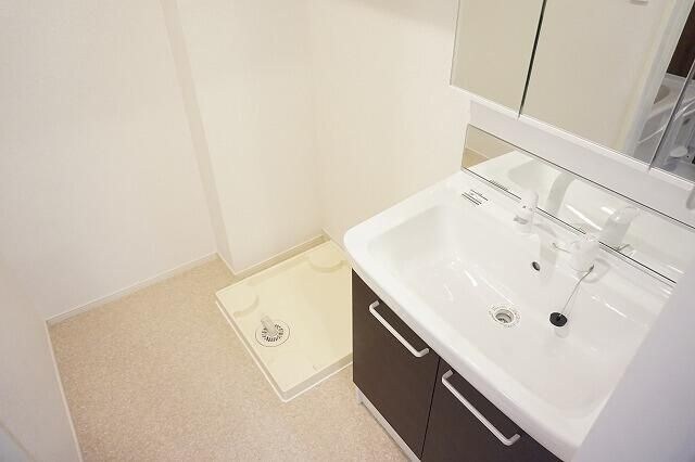 ネオ・グレイス　蕨の物件内観写真