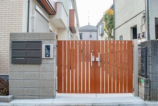 フォンターナ旭丘の物件外観写真